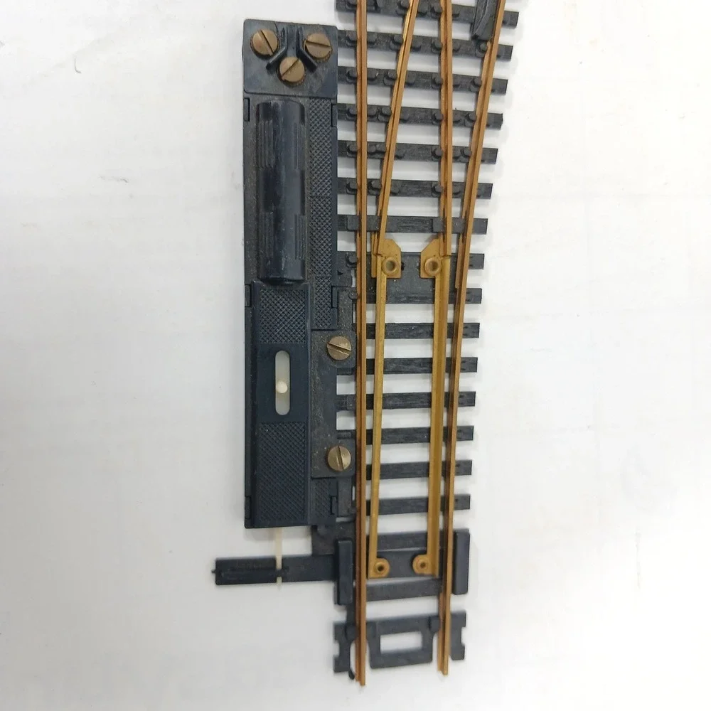 set of 2 Atlas HO Scale Remote Right Hand Switch Track Brass Rail Model Railroad